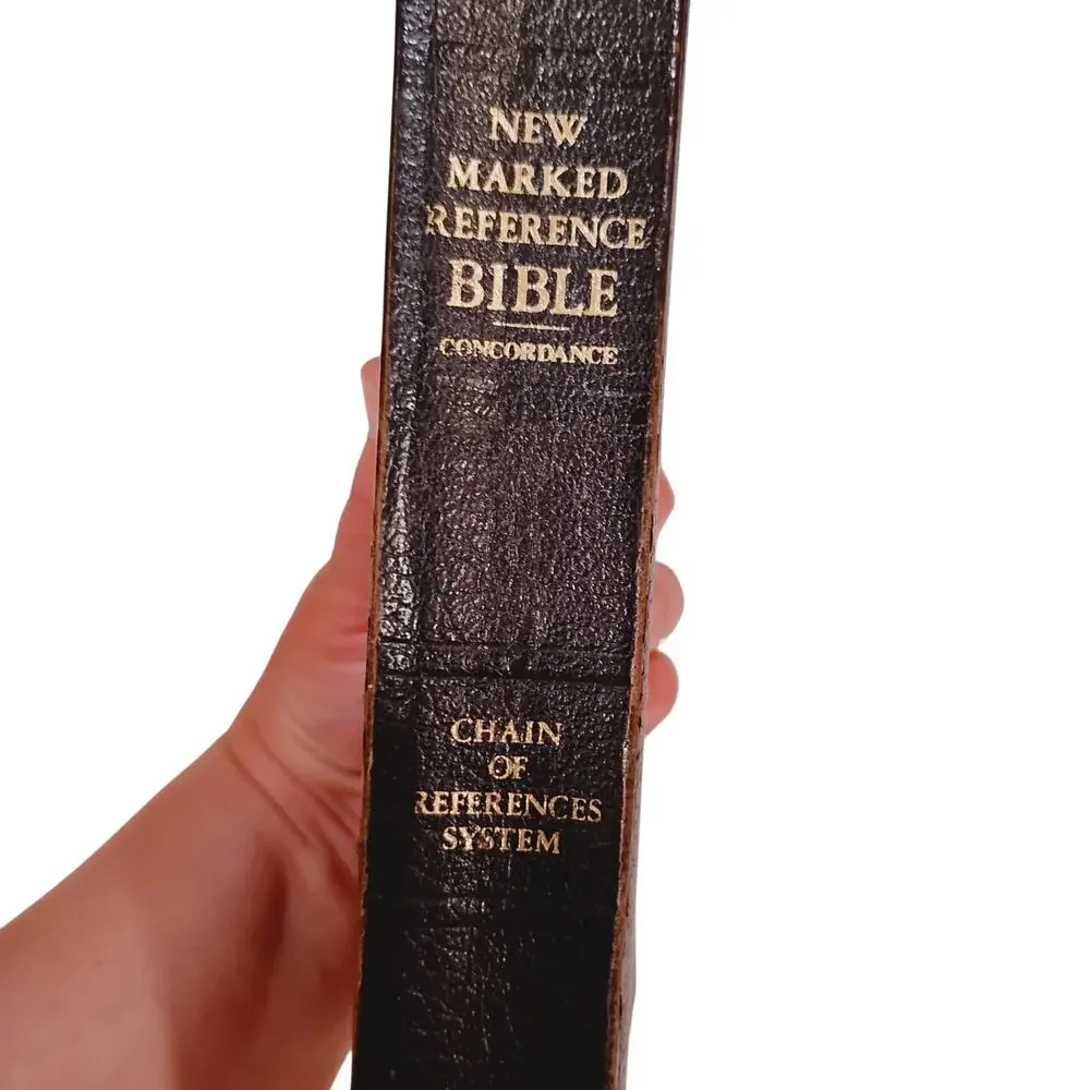 VTG New Marked Refere Bible Concordance Chain of References System Indented 1978